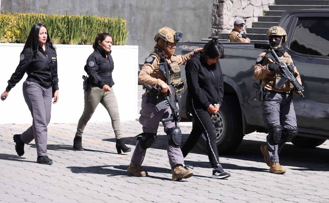 Detención de María Elena "N". Foto: Arturo Hernández/EL UNIVERSAL