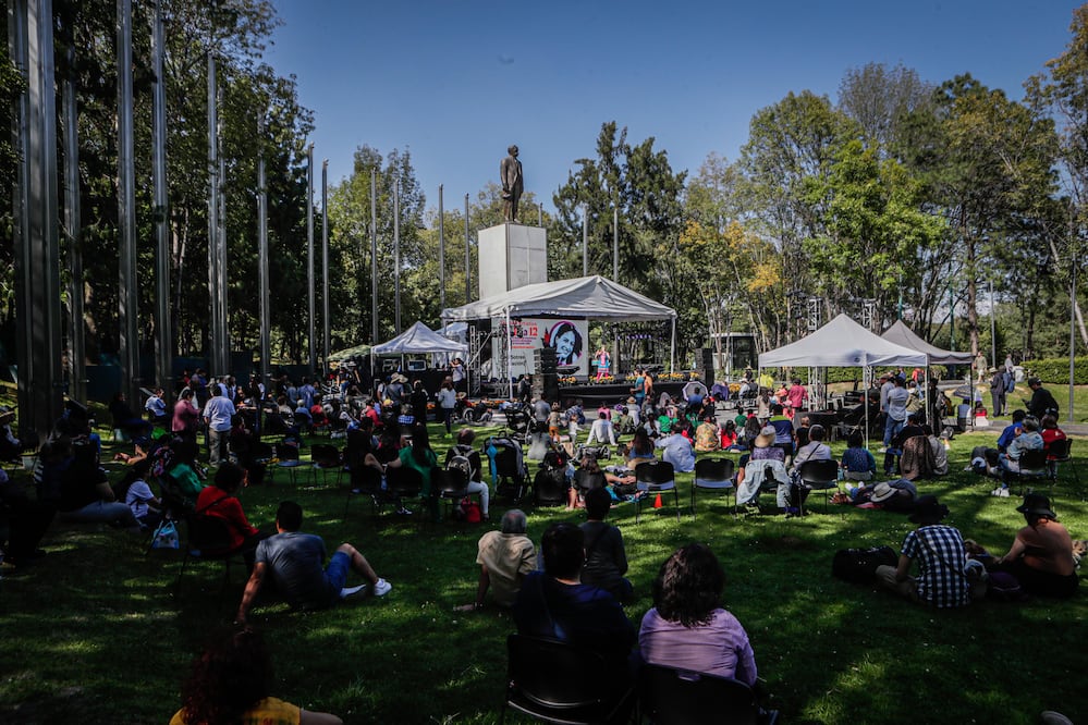 Concierto a beneficio de los damnificados del huracán Otis. Asisten Damian Alcazar, Meme Yanel, Vicente Serrano, entre otros Foto: Gabriel Pano | El Universal