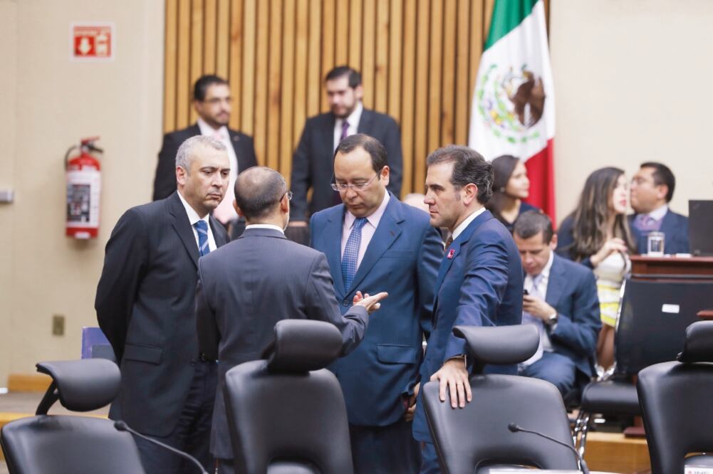 Los consejeros del INE proponen privilegiar universidades de reconocido prestigio para realizar los debates. (LUIS CORTÉS. EL UNIVERSAL)