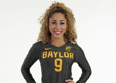 "Vomitaba sangre", porrista recuerda cómo fue baleada luego de que su amiga se subió al auto equivocado