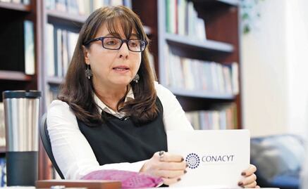 Álvarez-Buylla, directora de Conacyt, defiende su doctorado de seis años