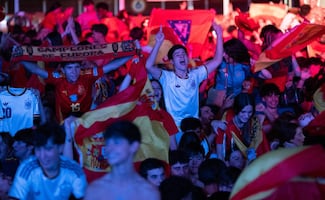 Un muerto en España tras el derrumbe de una fuente en las celebraciones del Mundial