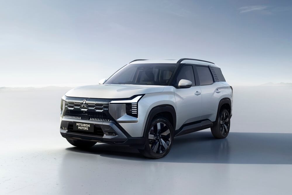 Mitsubishi presentó su nueva SUV en INdonesia, la cual llegará a Latinoamerica proximamente. Foto: Mitsubishi Motors.