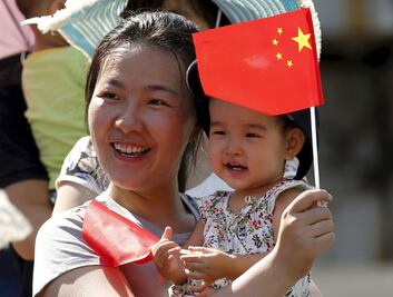China pone fin a la política del "hijo único"