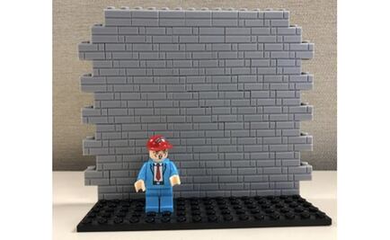 Lanzan juguete para que niños “construyan” el muro de Trump