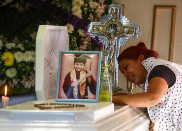 Víctimas de Línea 12 del Metro reclaman atención de autoridades