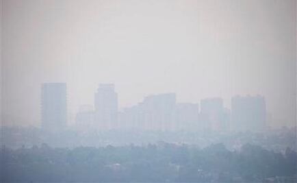 Mexico City extends air pollution alert into a 4th day