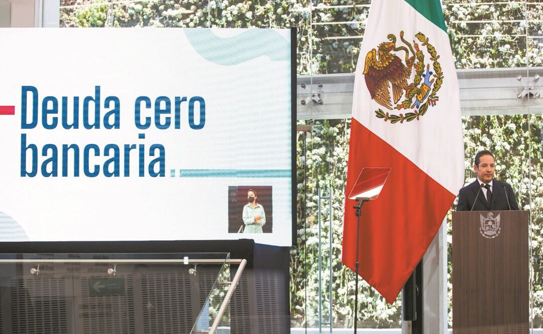 Durante su sexto informe, Francisco Domínguez dijo que serán los queretanos quienes juzguen su gestión. Foto: Especial.