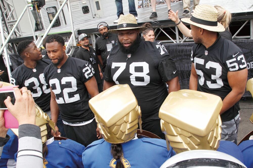 No existe disculpa de dar positivo; jugadores de Raiders visitaron CDMX (ARIEL OJEDA. EL UNIVERSAL)