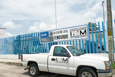 Vigilan a migrantes con armas largas en Tabasco