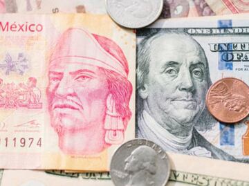 Precio del dólar 4 de septiembre; peso retrocede en espera de datos de empleos en EU
