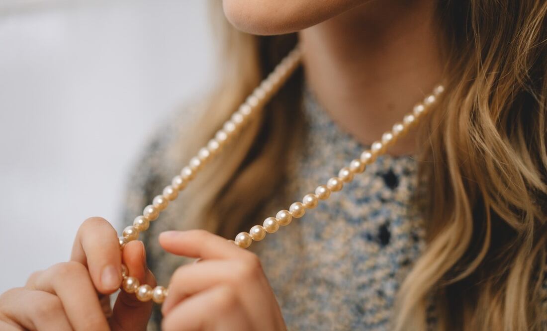 Las perlas están hechas de material distinto, según su origen / Foto: Pexels