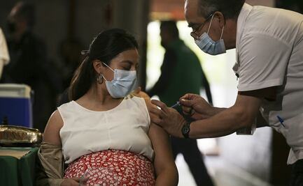 ¿Qué efectos tienen las vacunas contra covid-19 en mujeres embarazadas?