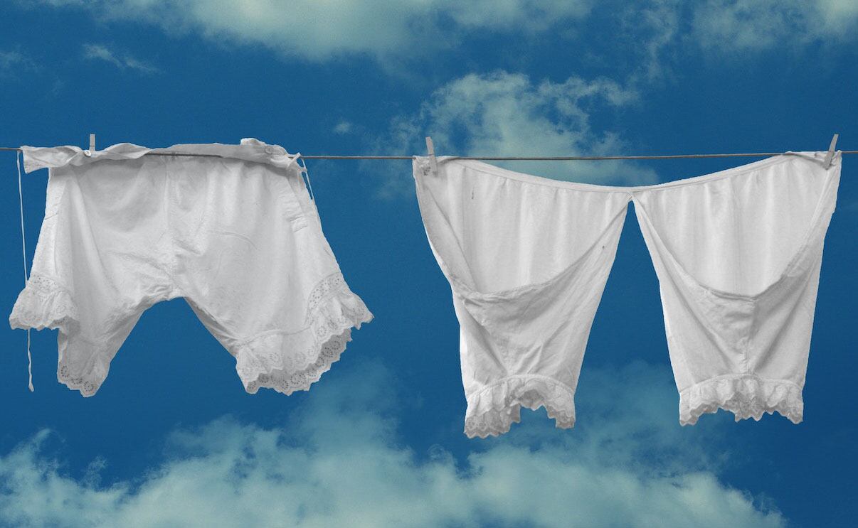 La ropa blanca requiere de mayores cuidados. Foto: Pexels