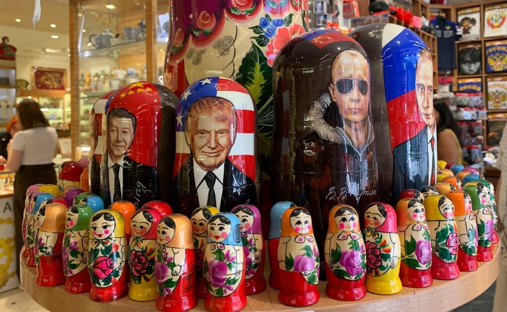 Tiendas de souvenirs en el centro de Moscú. Foto: EFE