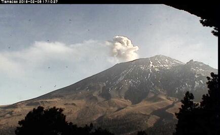 "Popo" emite 44 exhalaciones y arroja ceniza