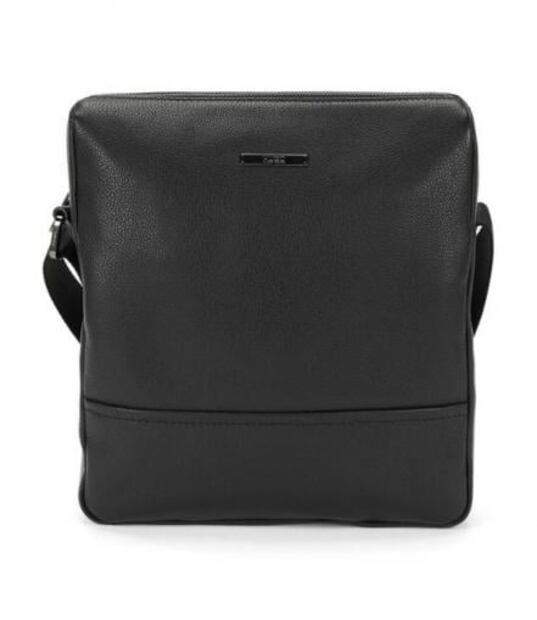  Descubre los 5 bolsos masculinos que debes tener 