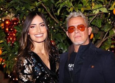 La novia de Alejandro Sanz conquistó la red con elegante minivestido