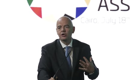 Mundial cada dos años frenaría migración africana, Gianni Infantino