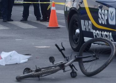 Policía en bicicleta muere atropellado en Iztapalapa