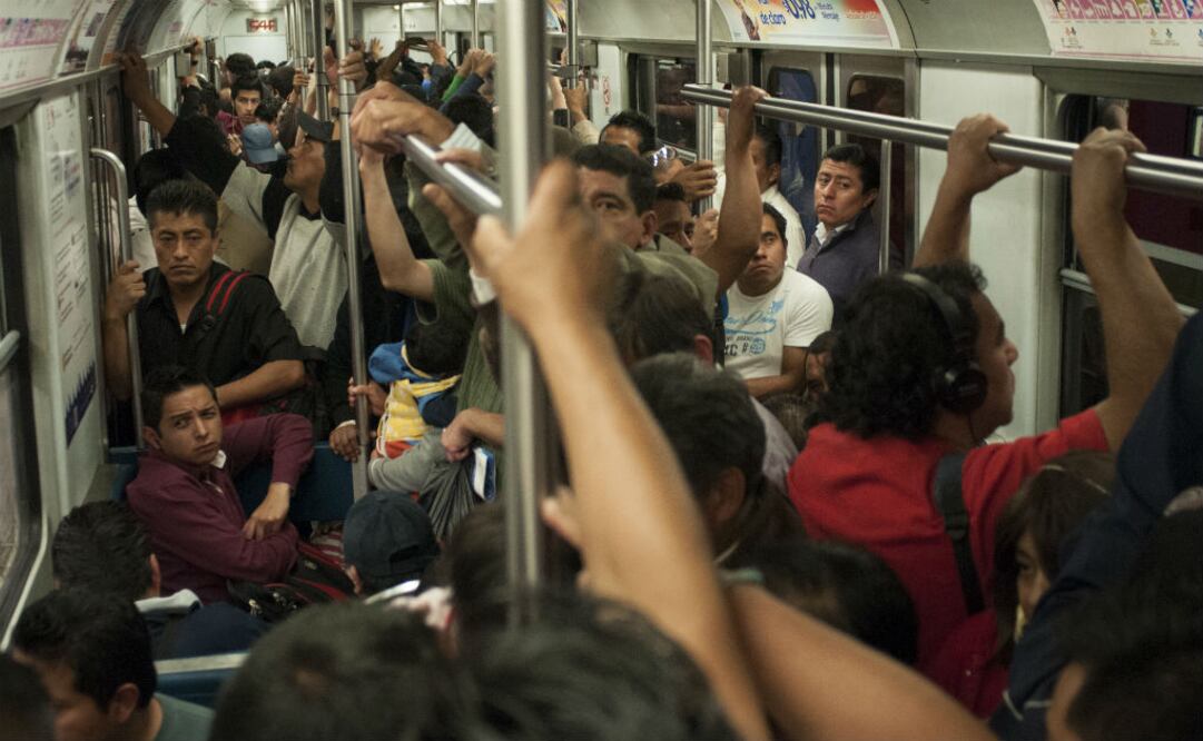 De acuerdo con usuarios, se vieron afectados por la lentitud del servicio y algunos llegaron con demora a sus centros de trabajo