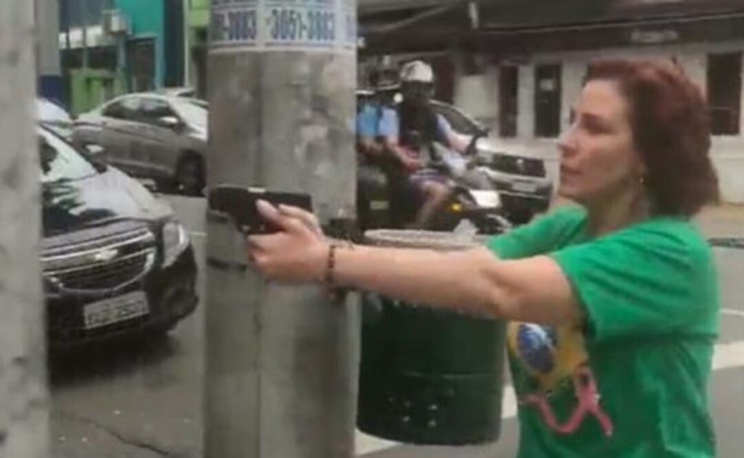 La diputada brasileña Carla Zambelli. Foto: Captura de video