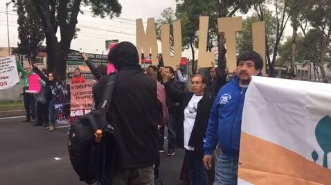Damnificados del 19-S realizan bloqueos en varios puntos de CDMX