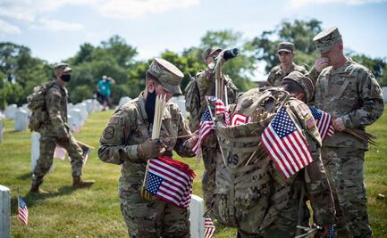 Tropas activas y de reserva tendrán que vacunarse contra el Covid-19, ordena EU