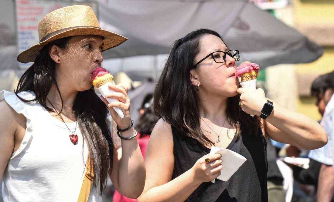 El titular de la Profeco, David Aguilar Romero, dijo que encontraron productos que no deben consumir los niños y no cuentan con el sello de advertencia. Foto: Cuartoscuro/Archivo