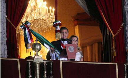 Da Peña Nieto el Grito en Palacio Nacional