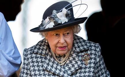 Reina Isabel II aprueba la ley sobre el Brexit