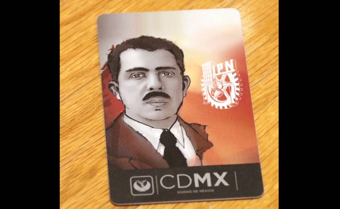 Metrobús celebra 80 años de IPN con tarjeta conmemorativa