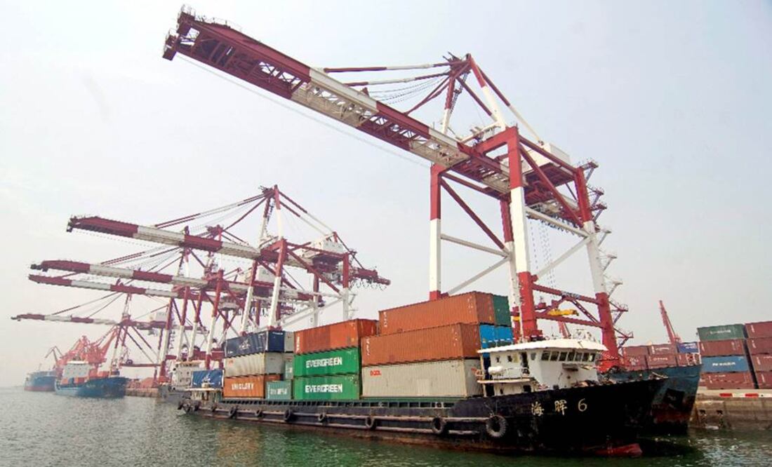 Recaudan las aduanas 25% de impuestos