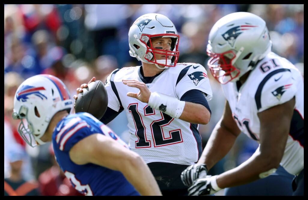 Brady en su victoria del domingo frente a los Bills  (AP).