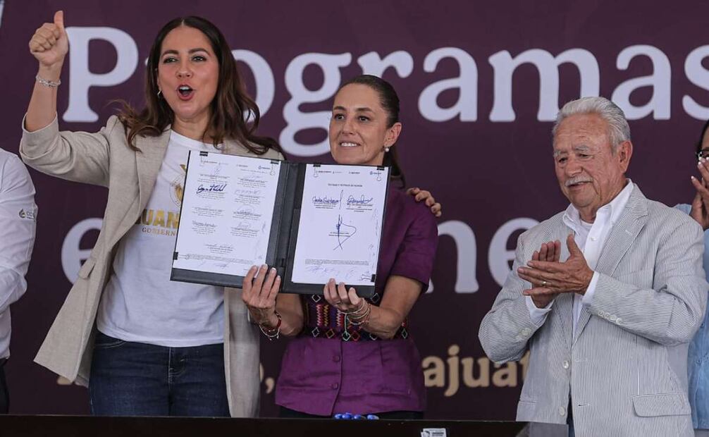 Firma de convenio para Programas del Bienestar en Guanajuato. Foto: Gabriel Pano/EL UNIVERSAL