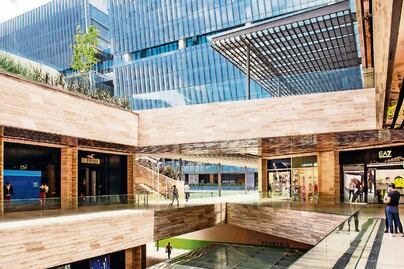 Roban 4 mdp de tienda de lujo en AO