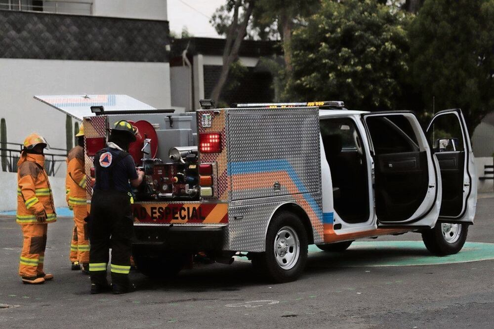 La unidad multipropósito cuenta con dos tanques de 600 y 80 litros de agua para extinguir incendios. Foto: Especial