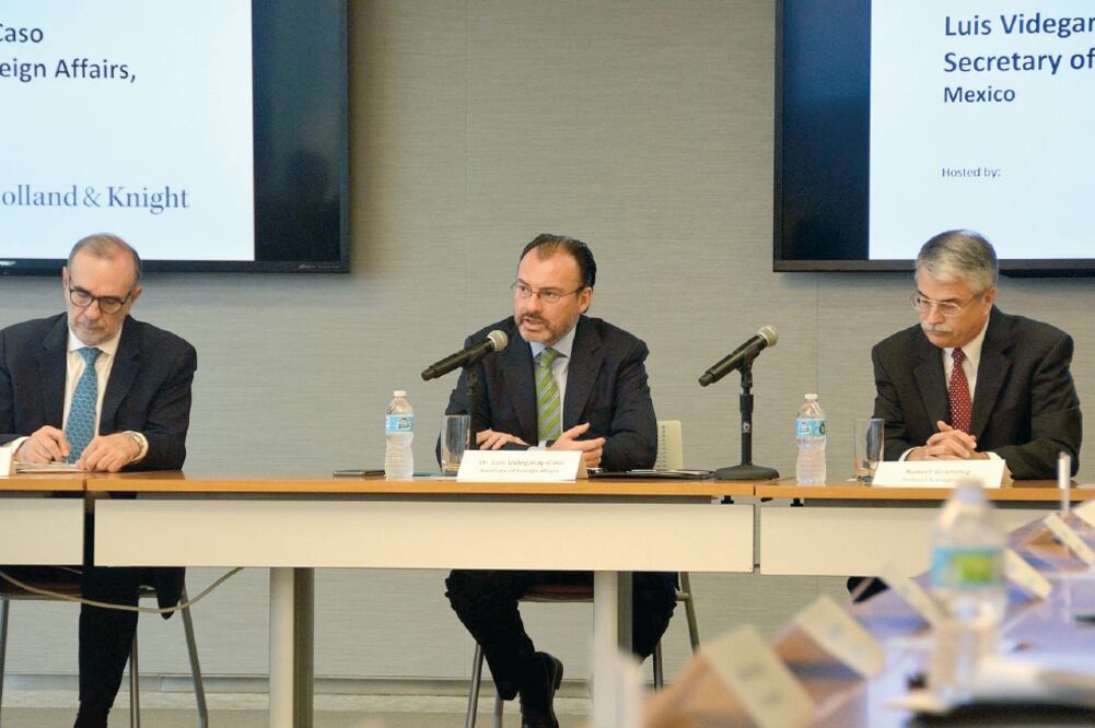 Venezuela presenta rasgos autoritarios: Videgaray