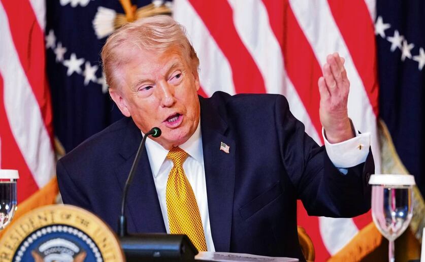 Un 48% de los estadounidenses culpa a Trump y a su administración del alza de los precios del combustible, según una encuesta de Axios. Foto: Aaron Schwartz /  EFE