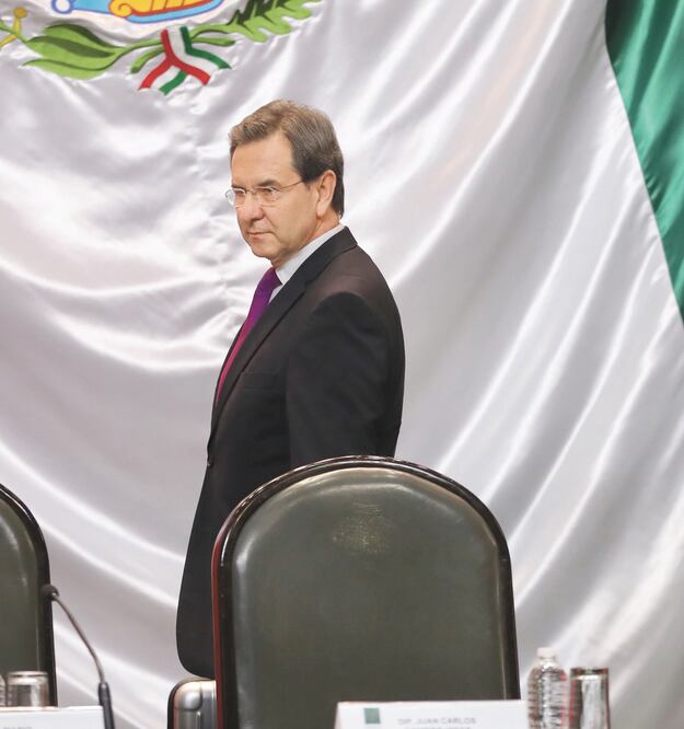 Esteban Moctezuma dijo que la iniciativa de ley que abrogará la modificación de 2013 buscará revalorizar a los maestros con el derecho a la capacitación. ARCHIVO EL UNIVERSAL