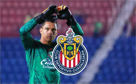 Chivas lanza indirecta a Luis Malagón y presume a Raúl Rangel; "El mejor arquero del país"