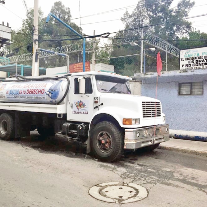 El Gobierno capitalino reiteró que de necesitarlo, se seguirán llevando pipas a aquellas colonias que no cuenten con agua de manera regular. Foto: ESPECIAL
