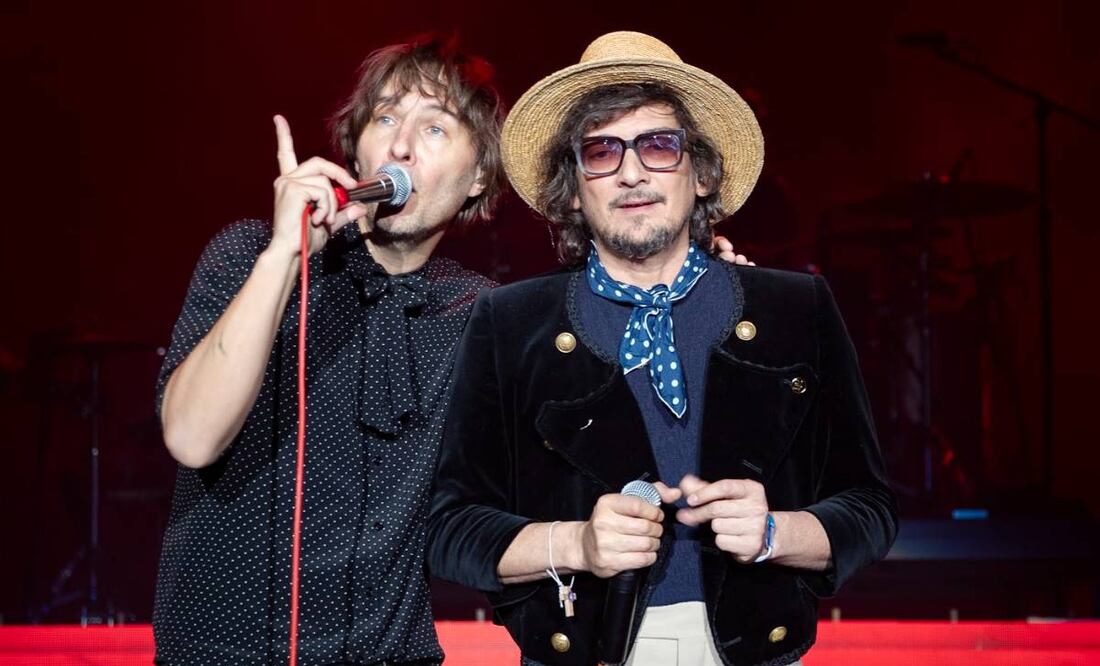 Phoenix Thomas Mars y León Larrégui. Foto: OCESA.