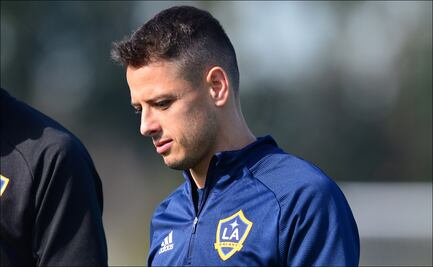 Chicharito se pintará el cabello de rosa si no le gana a Carlos Vela
