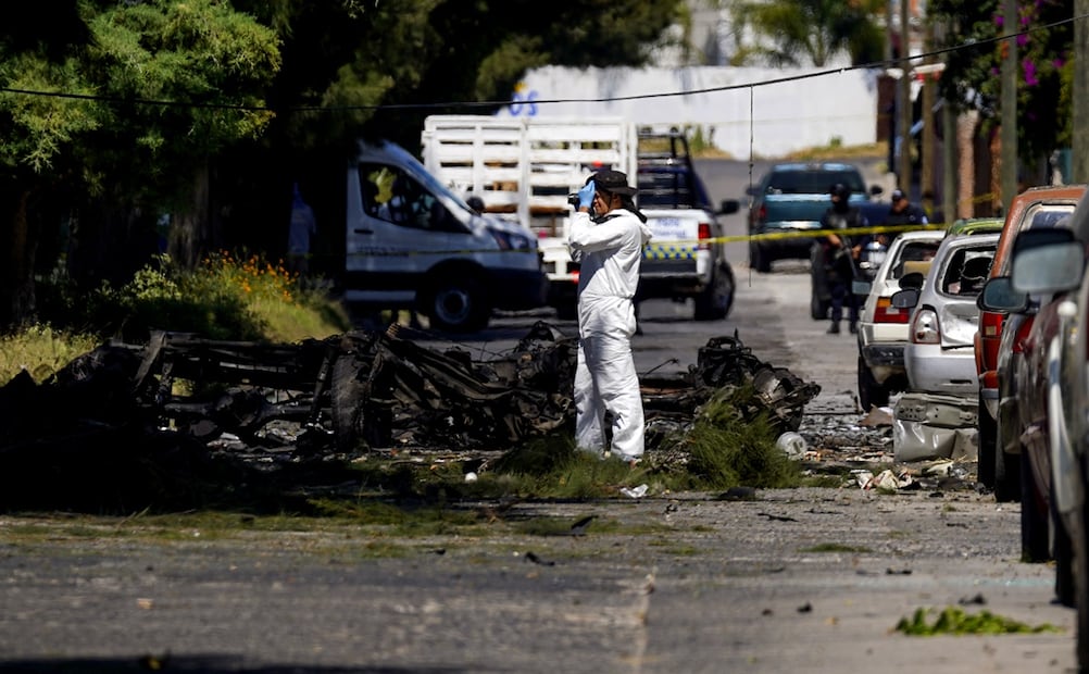 Acámbaro, Guanajuato, tras la explosión de un coche bomba frente a la Dirección de Seguridad. Foto: AFP