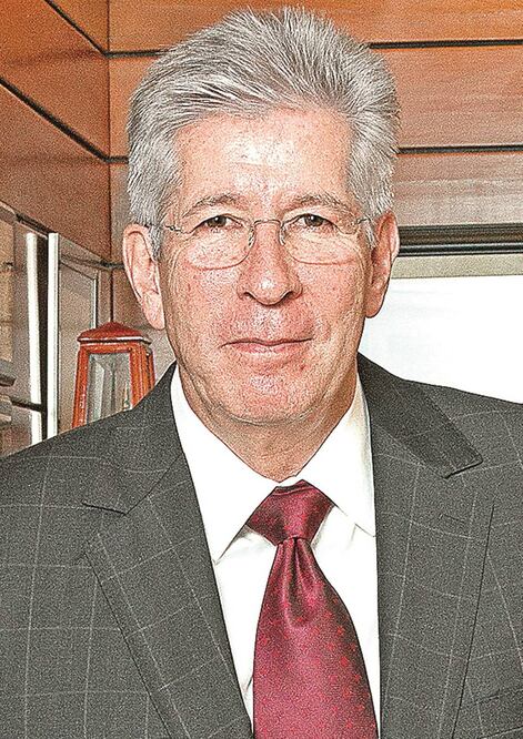 En la foto: Gerardo Ruiz Esparza, secretario de Comunicaciones y Transportes (ARCHIVO. EL UNIVERSAL)