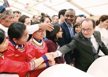 Líderes globales prometen más recursos en la COP21