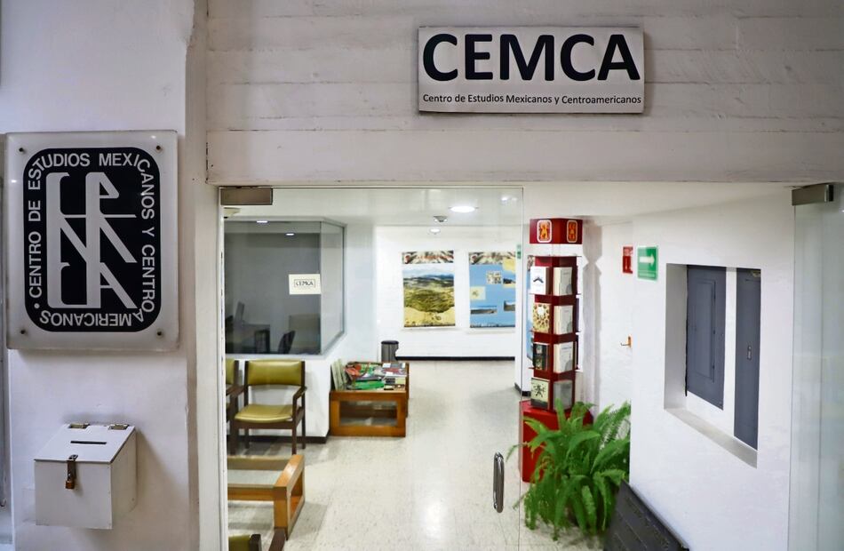 En la sede del CEMCA (Río Nazas 43, colonia Cuauhtémoc), se analizan vestigios recuperados en diferentes exploraciones arqueológicas.
