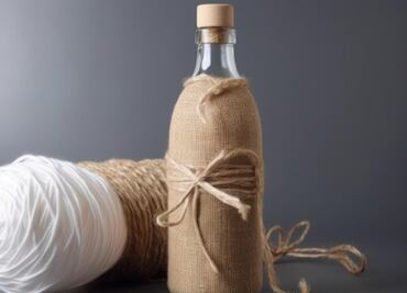 Cómo reciclar botellas de vidrio para decorar tu casa