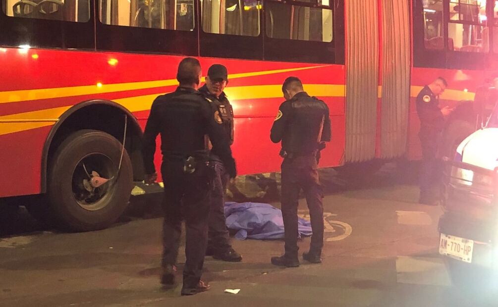 Circulación de Insurgentes a la altura de Monterrey. Foto: Isidro Corro. EL UNIVERSAL